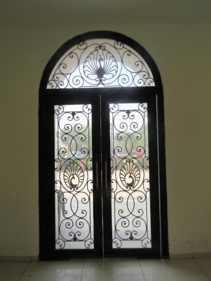 Vrindavan Inn 외부 사진